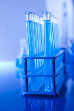 test tüpleri ve şişe