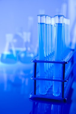 şeffaf test tüpleri