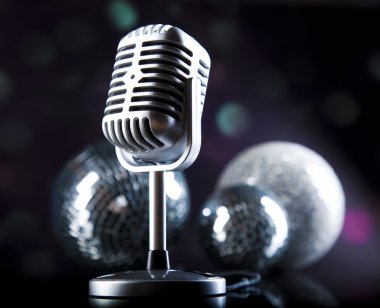 Disco topları ile mikrofon