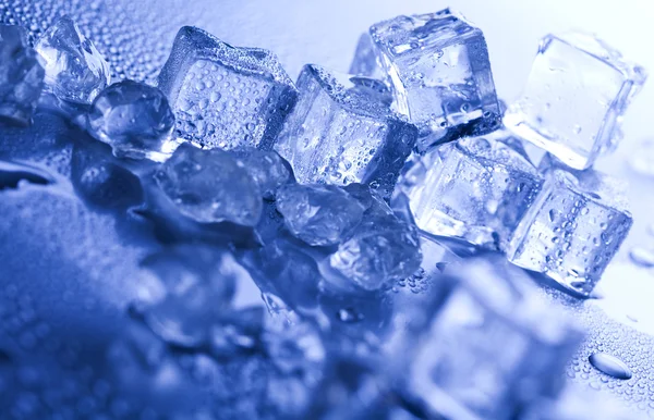 Melting ice cubes — Stock Photo, Image