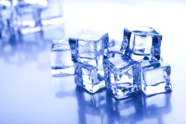 Cold ice cubes — Stock Photo, Image