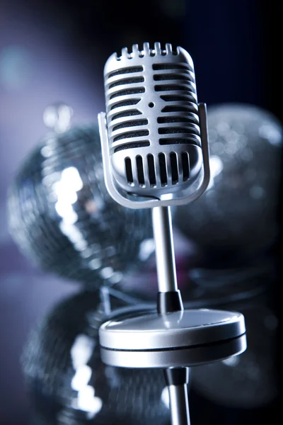 Mikrofon w stylu retro — Zdjęcie stockowe