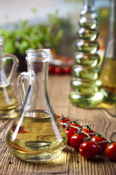 Olive oil with tomatoes — Stock Photo, Image