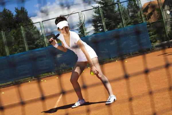 Tennis player on court — Stock Photo, Image