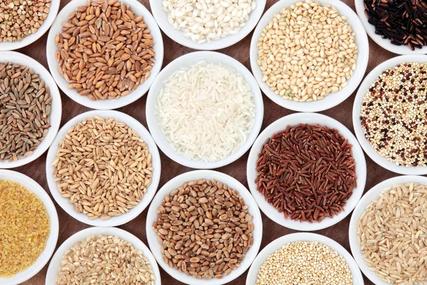 Selección de cereales y cereales —  Fotos de Stock