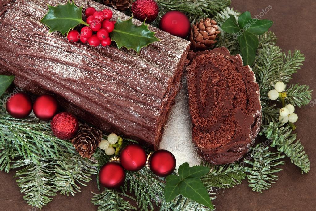 depositphotos_51356327-stock-photo-chocolate-log-cake.jpg