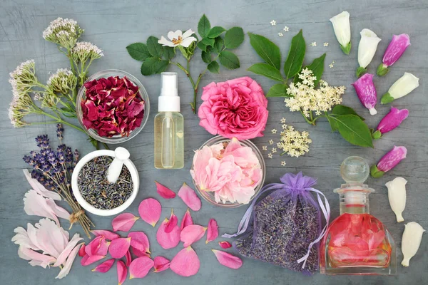 Genezing Van Kruiden Bloemen Voor Natuurlijke Kruidengeneeskunde Remedies Etherische Olie — Stockfoto