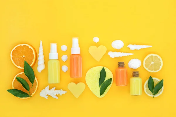 Erfrischende Behandlung Mit Zitronen Und Orangenfrüchten Für Die Hautpflege Feuchtigkeitscreme — Stockfoto