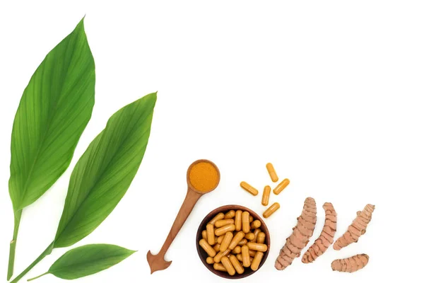 Куркума Травы Здоровой Пищи Свежими Корнями Порошок Капсулы Дополнения Листья — стоковое фото
