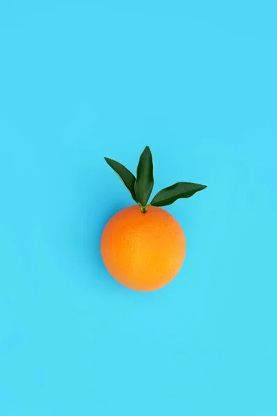 Orange Citrus Fruit Leaf Sprigs Immune System Boost Blue Background — Foto Stock
