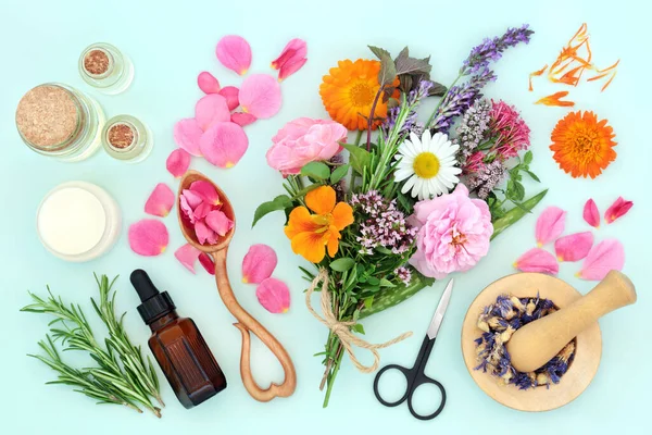 Flowers Herbs Preparation Aromatherapy Essential Oils Moisturising Cream Health Care — Photo