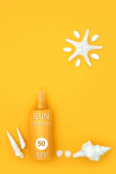 Suntan Protection Sunscreen Bottle Factor Safe Cancer Skincare Sunbathing Concept — Stok fotoğraf