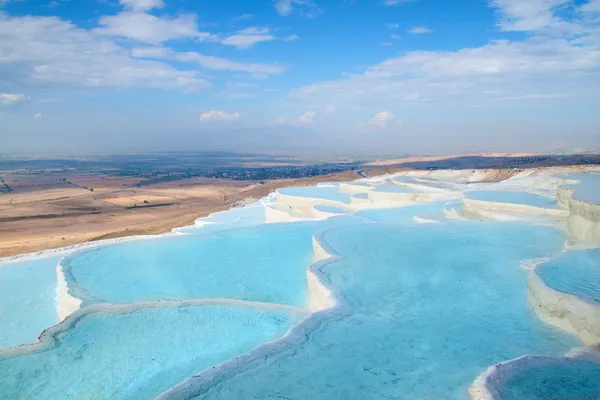 Pamukkale Traverten havuzları