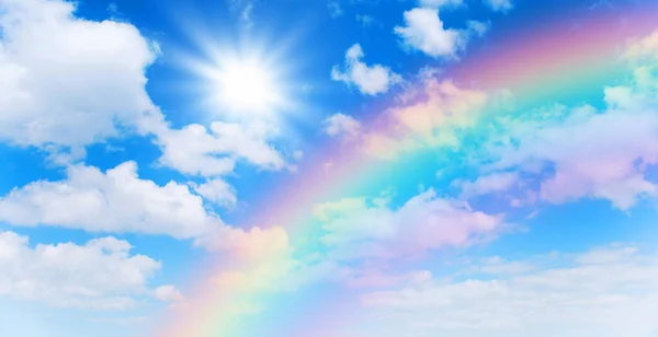 Sunny Day Background Rainbow Blue Sky White Cumulus Clouds Sun — Zdjęcie stockowe