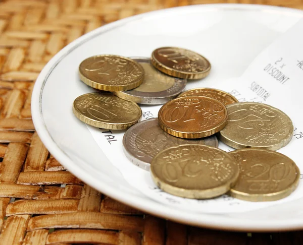 Spitze auf dem Tisch — Stockfoto