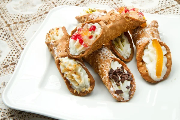 Sicilyalı cannoli — Stok fotoğraf