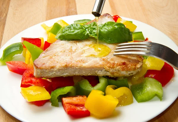 Fried tuna fillet with pepper — Stock Photo, Image