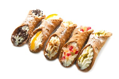 Sicilyalı cannoli