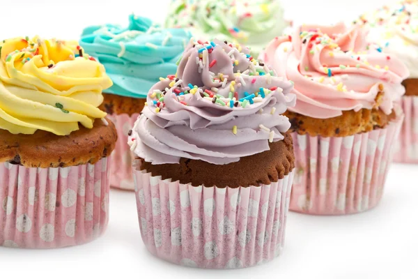 Färgade cupcakes — Stockfoto