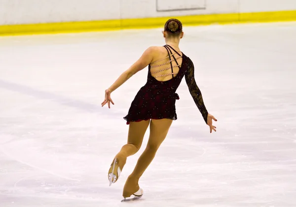 女性フィギュア スケート選手 — ストック写真