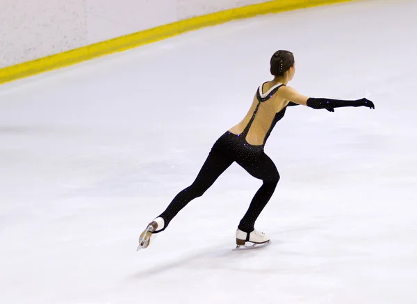 Femme patineuse artistique — Photo