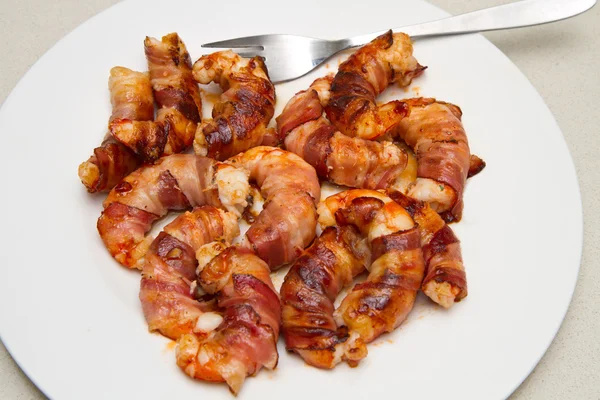 Krevety se slaninou — Stock fotografie