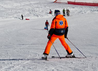ski rescue clipart