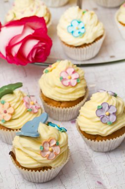 süslü cupcakes