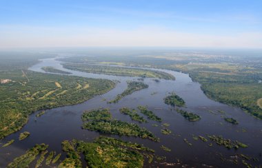 zambezi Nehri havadan görünümü