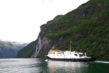 Cruise Gemi Norveç Fiyordları