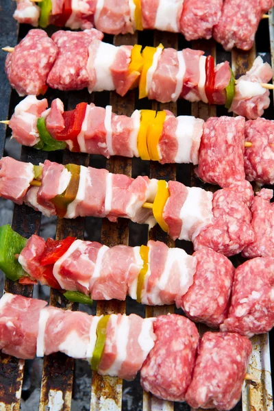 Fresh raw kebab — Stock Photo, Image