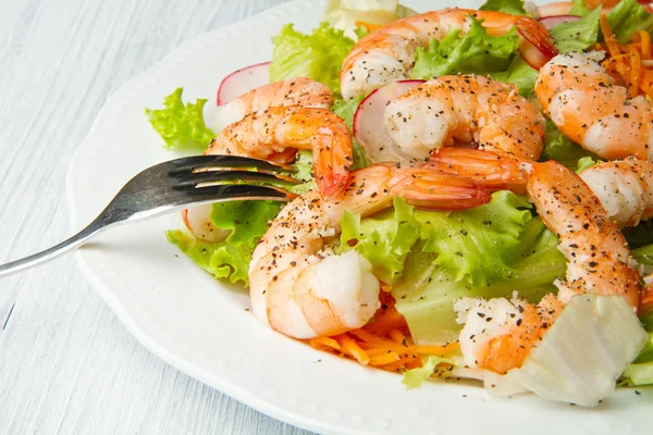 Salada de camarão — Fotografia de Stock