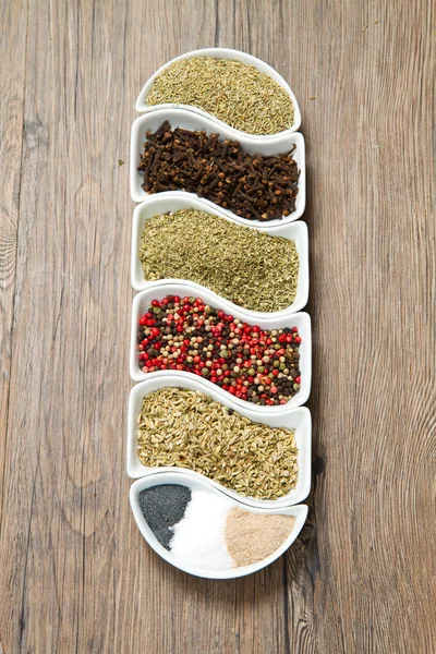 Spices ibn white box — Stock Photo, Image