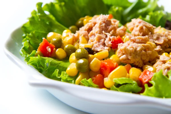 Ensalada de atún con mais —  Fotos de Stock