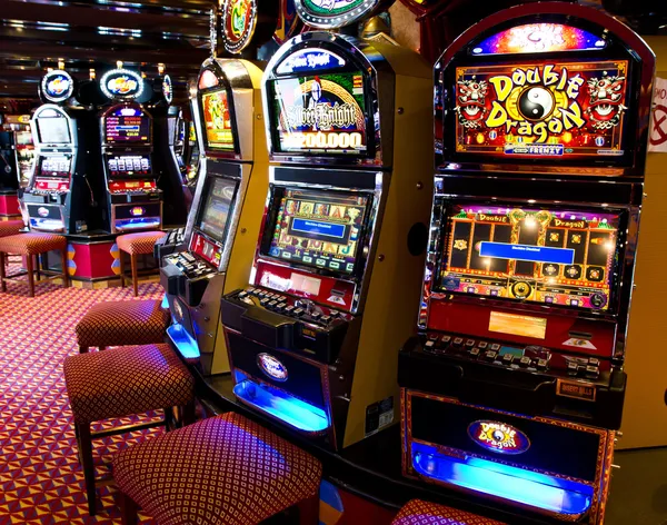 Slot machine — Stock Photo, Image