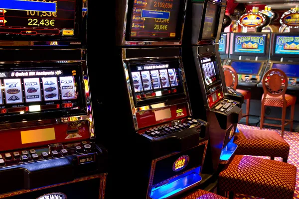 Slot machine — Stock Photo, Image