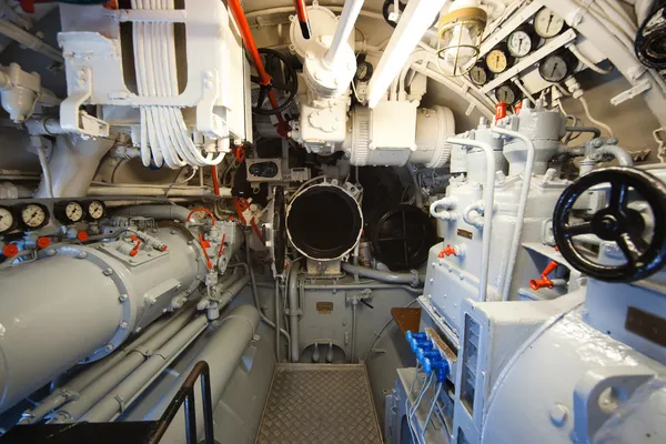 Tysk ubåt världskrig 2 - elektriska motorrummet — Stockfoto