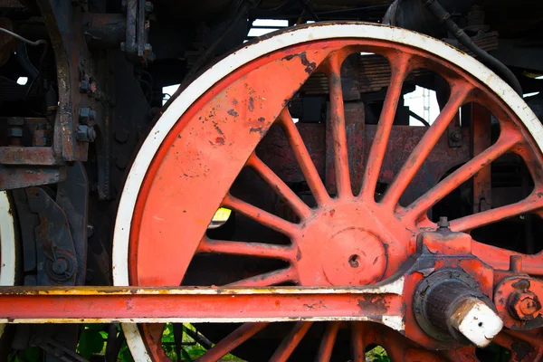 Fragment of old locomotive's wheel — Stock Photo, Image