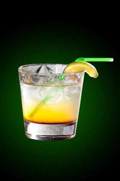 Cocktail with vodka and lemon juice — Stock Photo, Image