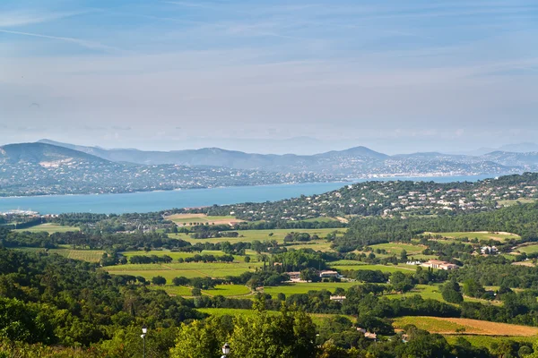 Panorama de Gassin à baía de St. Tropez — Fotografia de Stock
