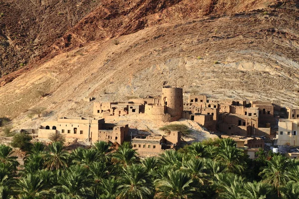 หมู่บ้านที่ถูกทอดทิ้ง Birkat Al-Mawz — ภาพถ่ายสต็อก