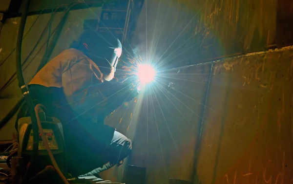 Welding with mig-mag method — Stock Photo, Image