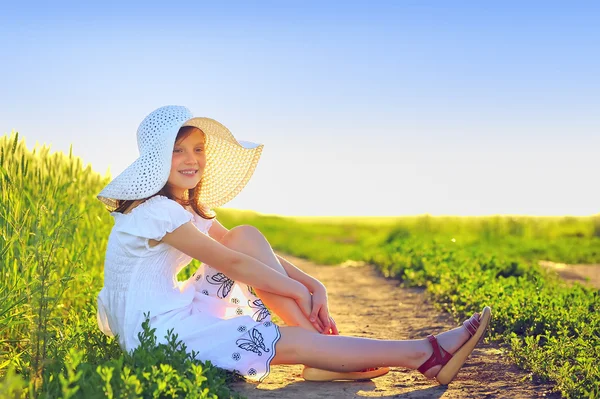 Teenager auf dem Feld — Stockfoto