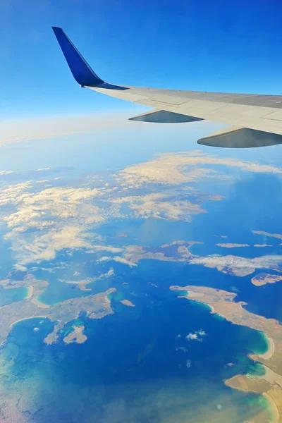 Ala de um avião — Fotografia de Stock