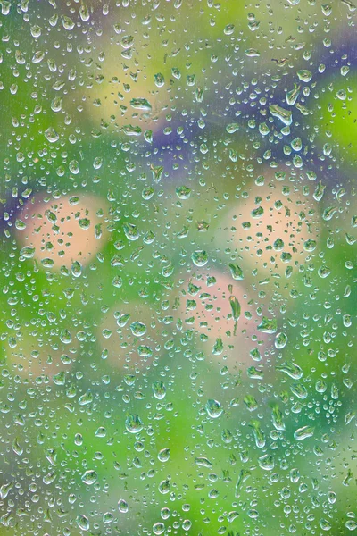 Esőcseppek az ablakon — Stock Fotó