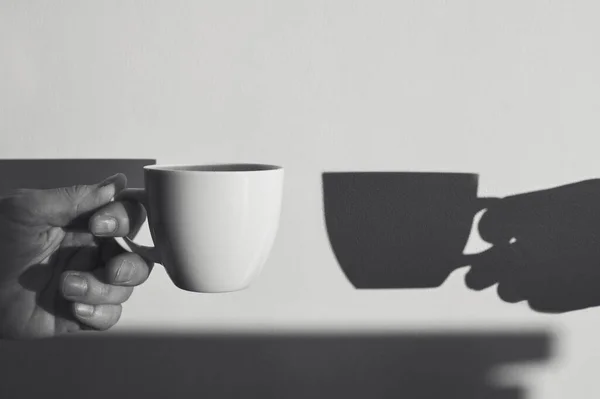 Kahve Fincanı Gölgelerle Soyut Hayal Gücü Zihinsel Bozukluklar — Stok fotoğraf