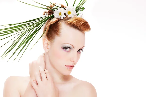 Für den Frühling Make-up und Frisur Frau — Stockfoto