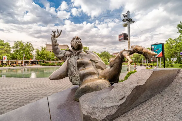 Mei 2021 Jerevan Armenië Arno Babajanyan Statue Beroemde Armeense Componist — Stockfoto