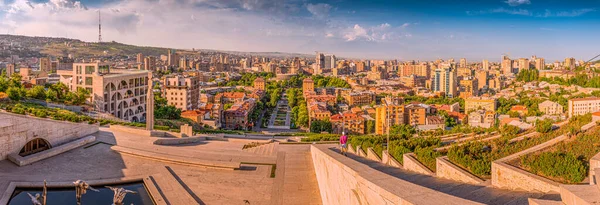 Panoramisch Uitzicht Vanaf Trap Van Cascade Monument Naar Kleurrijke Zonsopgang — Stockfoto