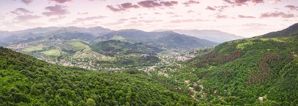 Ermenistan Ünlü Kaplıca Beldesi Dilijan Panoramik Hava Manzarası Kafkasya Dağlarındaki — Stok fotoğraf